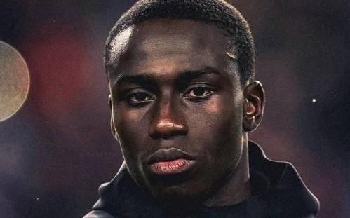 记者：门迪可能首发出战塞尔塔本赛季西甲他仅出场1分钟