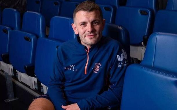 威尔希尔：我的梦想是带卢顿踢英冠，而