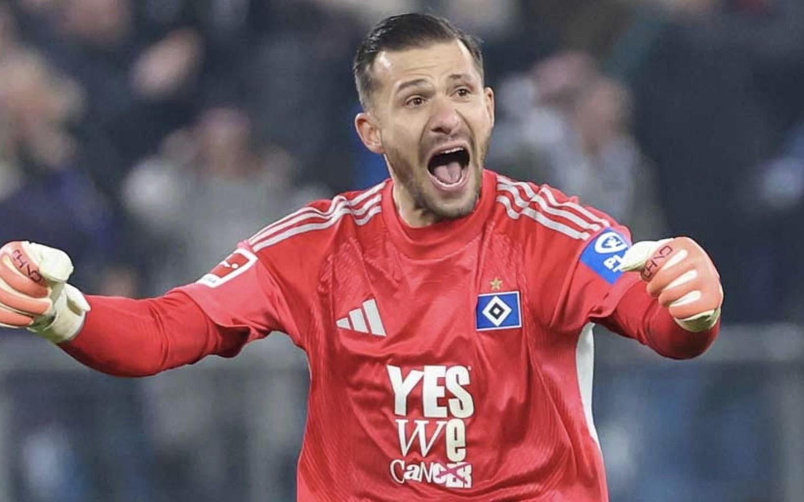 将战多特，汉堡门将霍伊尔：魏登费勒是我的榜样