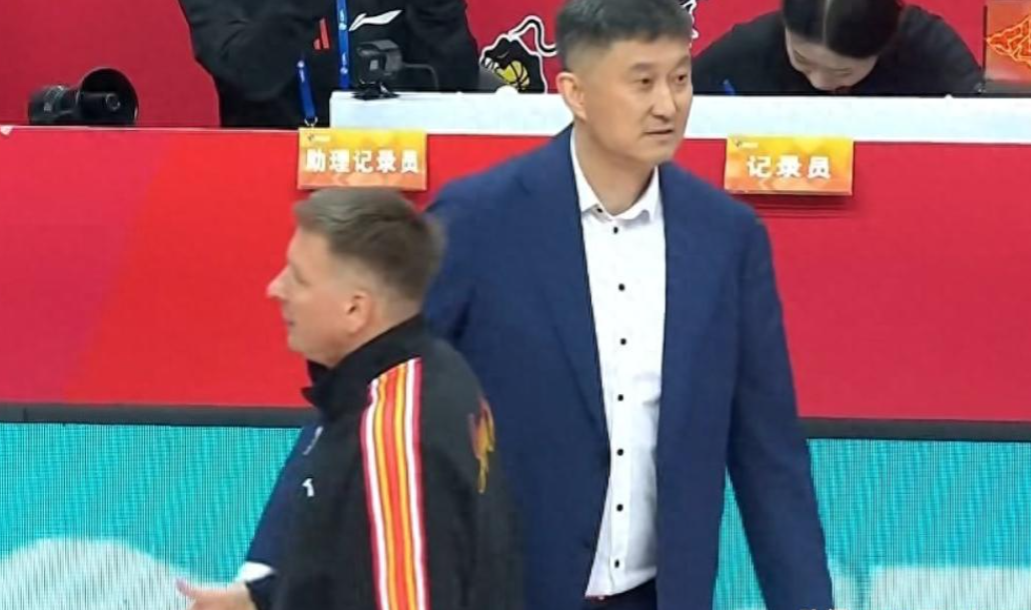 CBA乱了！广东队爆大冷新疆惨败积分榜：广厦上海广东山东前四