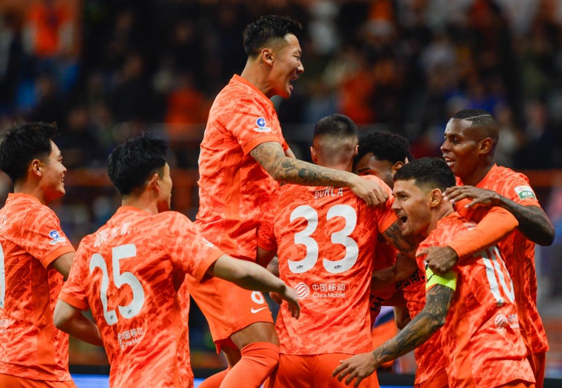 中超最新积分榜：山东泰山爆冷惨败，成都压哨绝平，北京国安丢分