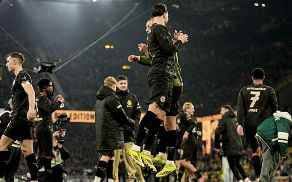 里肯：上半场结束后感到愤怒，打进第一球后多特重新找到信心