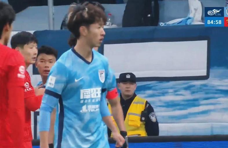 红黑榜！中超第3轮图鉴：邓捷夫+大连3将亮眼！京鲁青训3将上黑榜