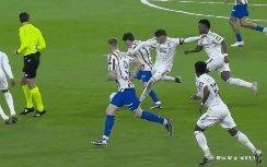 【西甲】小熊双响巴尔韦德破门+染红皇马3比2马竞