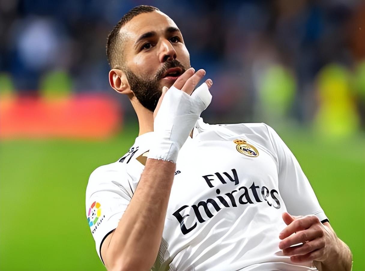 斯卢茨基京沪德比中这次大胆尝试！却意外有新收获，激活马纳法