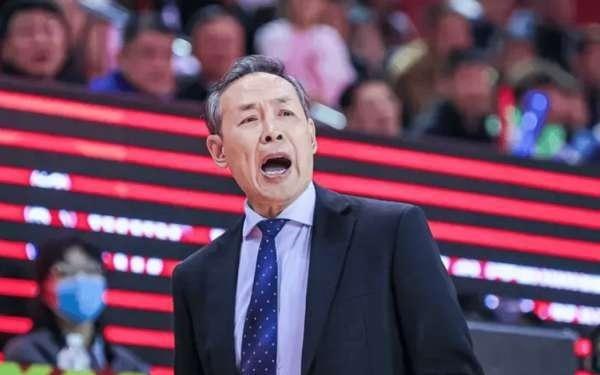 CBA爆冷一夜！4支弱旅主场“以下犯上”，首钢太可惜，山西有点冤