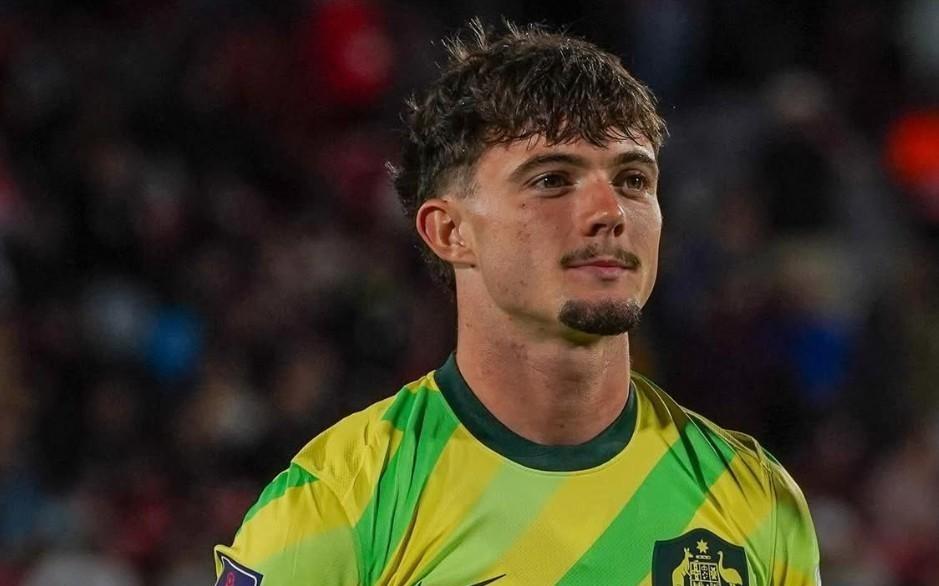 官方：曼联小将奥弗里因伤退出澳大利