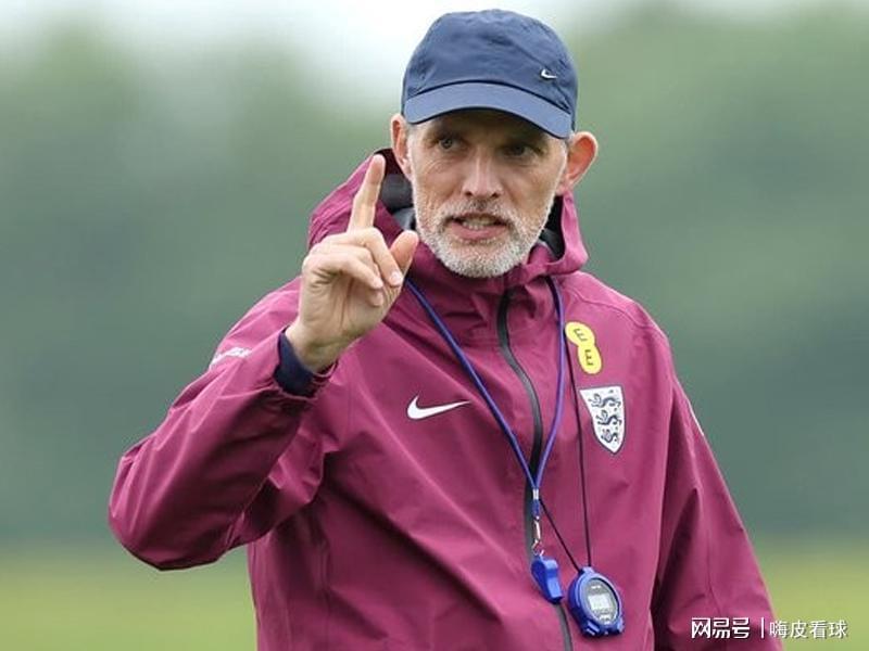 四喜临门！从零首发到核心，阿莫林改变一切，曼联两人将续约