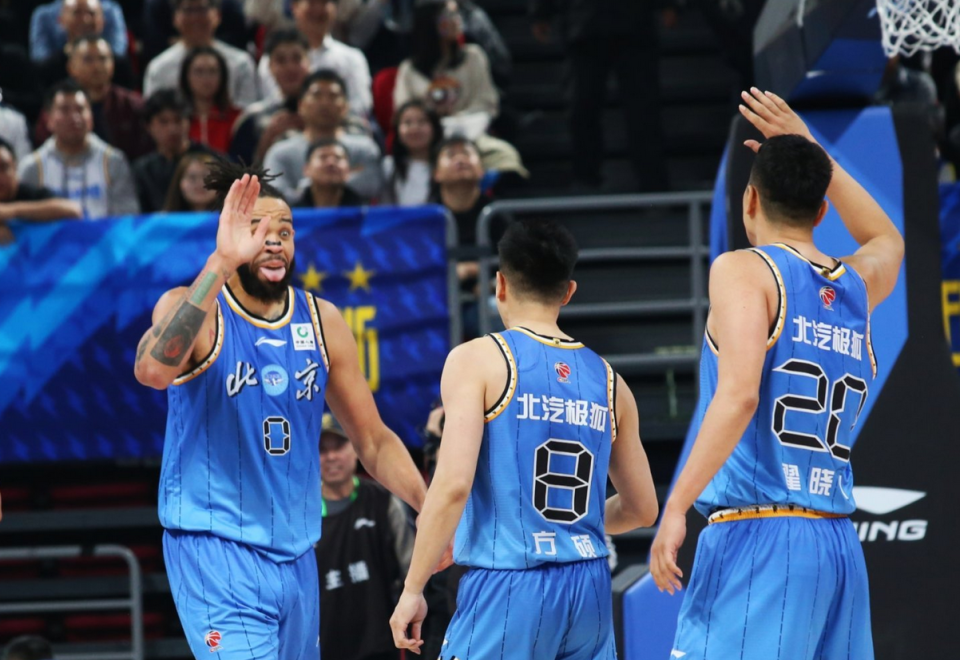 CBA综述：山东双杀新疆+上海三杀山西，广东、北京皆主场告捷