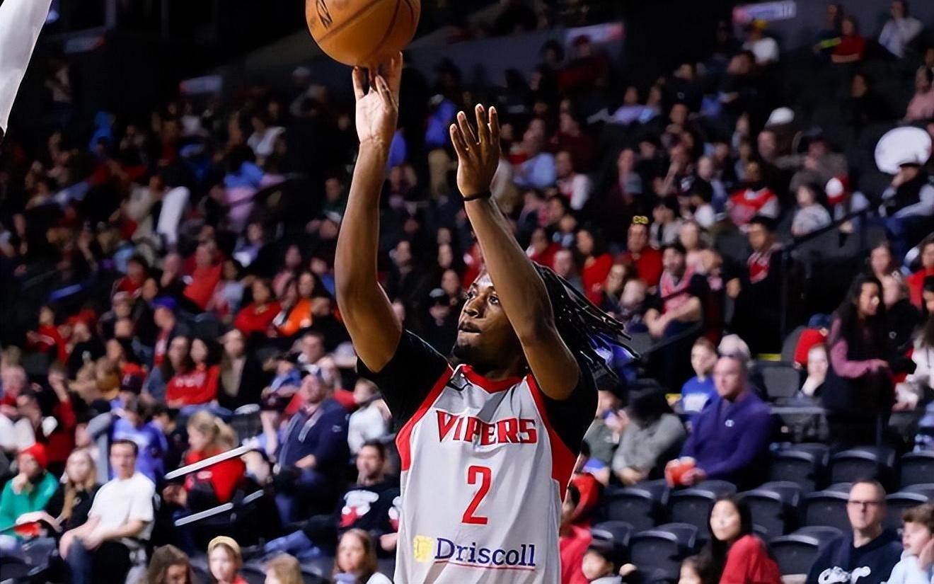 打出生涯最强之战！火箭为什么不能给后场新星多些表现机会呢