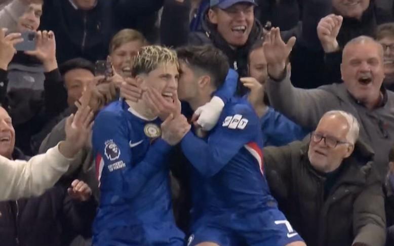 助攻古斯托、内托破门，加纳乔英超生涯首次单场送两次助攻