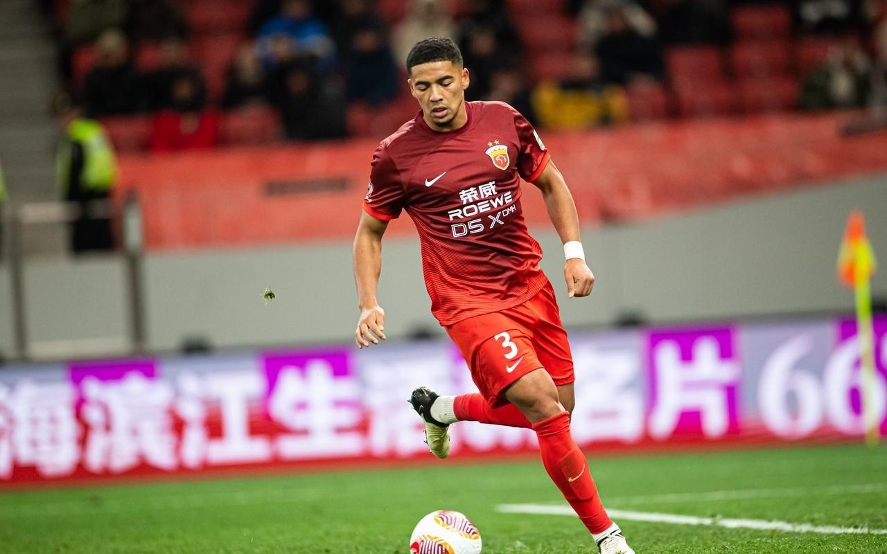 上港亚冠生死战！带蒋光太出征柔佛，是后防救星还是烟雾弹