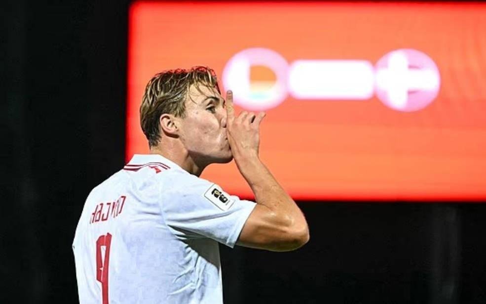 丹麦主帅：霍伊伦已证明他适合意甲，但这不代表他不适合英超