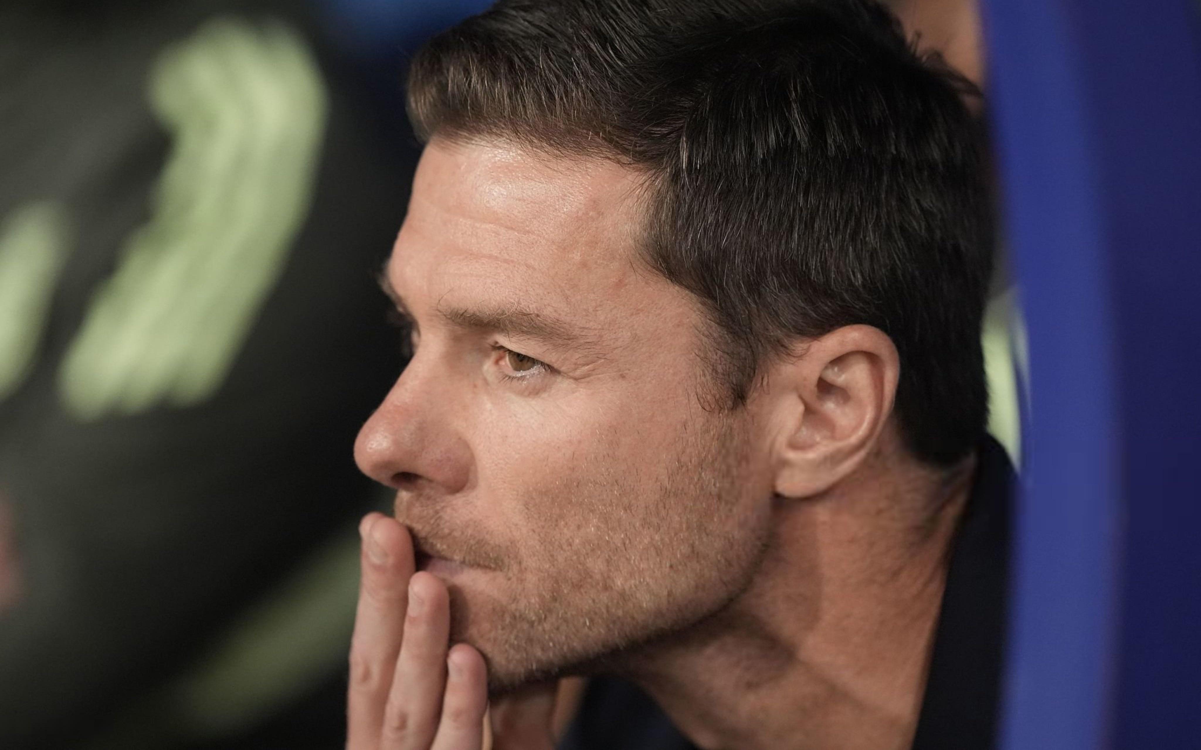 六台记者：不知道皇马在打什么，不如明天就请回穆里尼奥