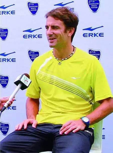 罗布雷多评双子星：辛纳打球像机器人，赞阿卡打球像魔法师一般