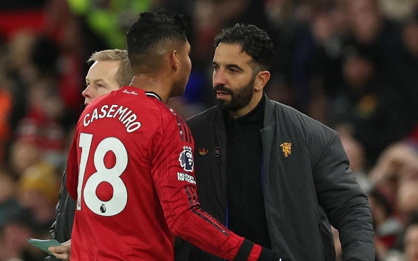 许久未见！曼联三连胜强势杀入英超前