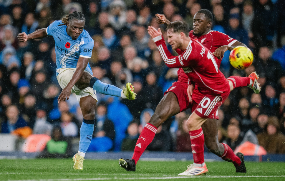 曼城30利物浦！距英超榜首差4分，哈兰