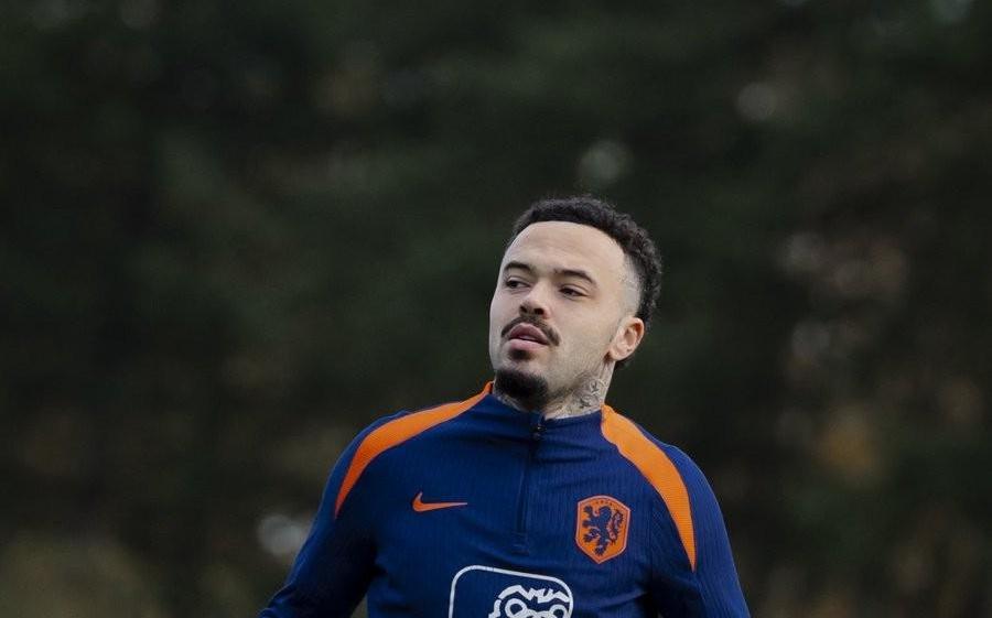 官方：荷兰队后卫哈特曼因病退出集训