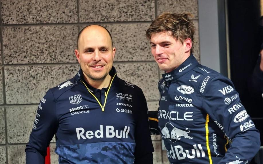 砍掉维斯塔潘的“臂膀”，阿斯顿马丁