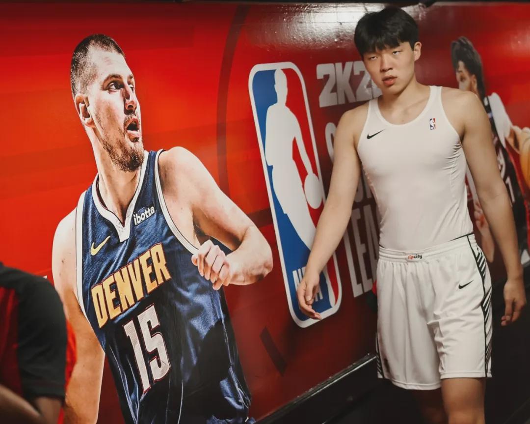 NBA新赛季40大中锋！约基奇联盟第一！