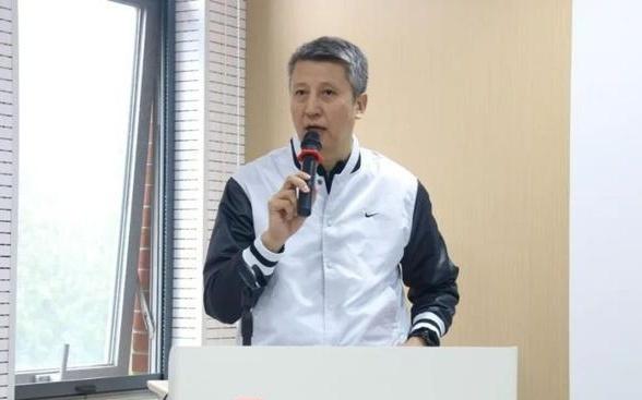 中国篮协：郭士强赴NBA亚特兰大老鹰队进行为期13天的学习交流