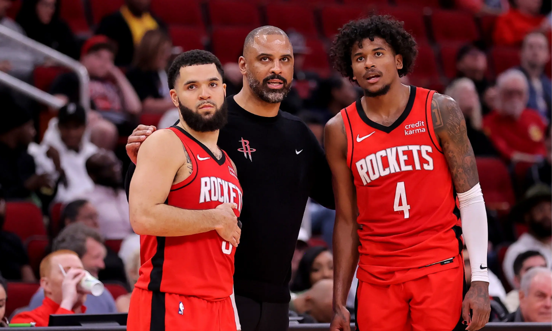 率先行动，火箭6600万美元续约乌度卡