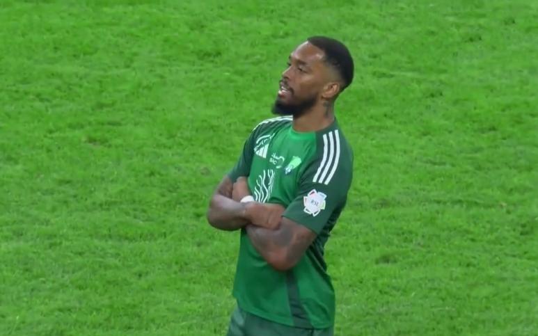 英国税改的镰刀割不到赢麻了的托尼