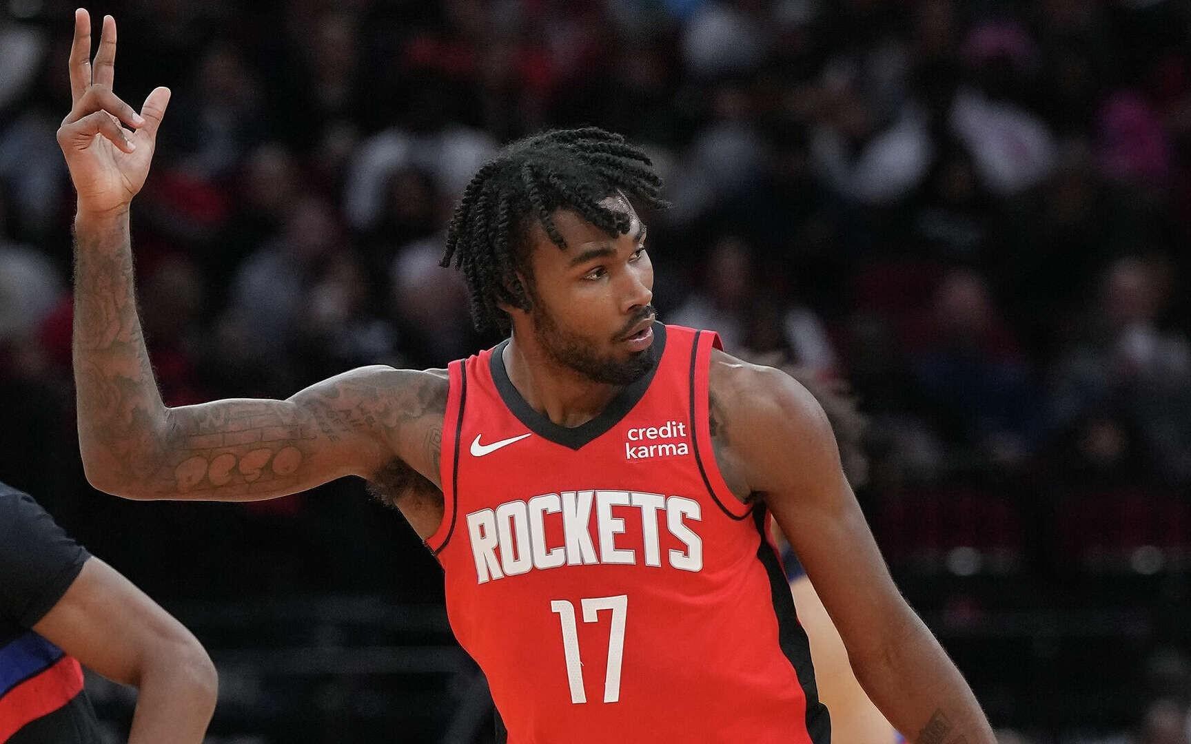 Shams：火箭与22年17号秀伊森提前续约失败，双方在多方面存在分歧