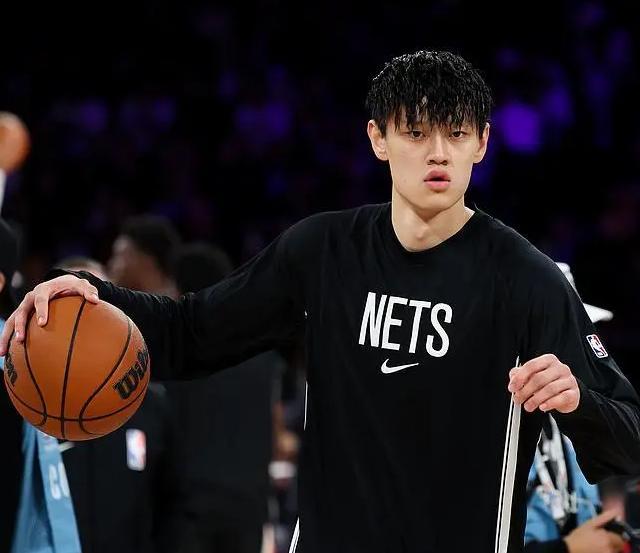 篮网官方确认曾凡博被裁,NBA梦想暂时终结,有点可惜!