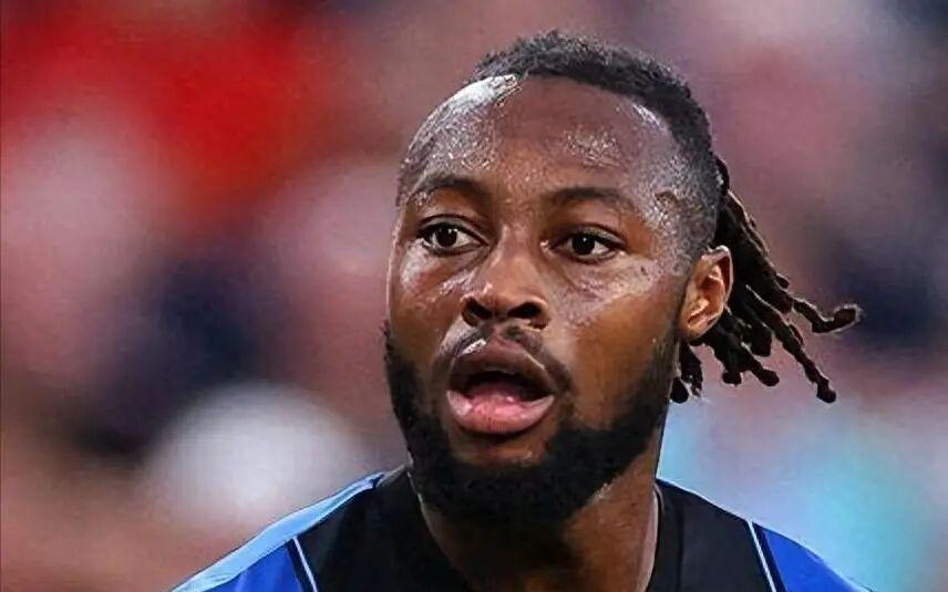 大热伯恩茅斯在拆队之后，仍有新星出现：边锋选手成BIG6抢夺对象