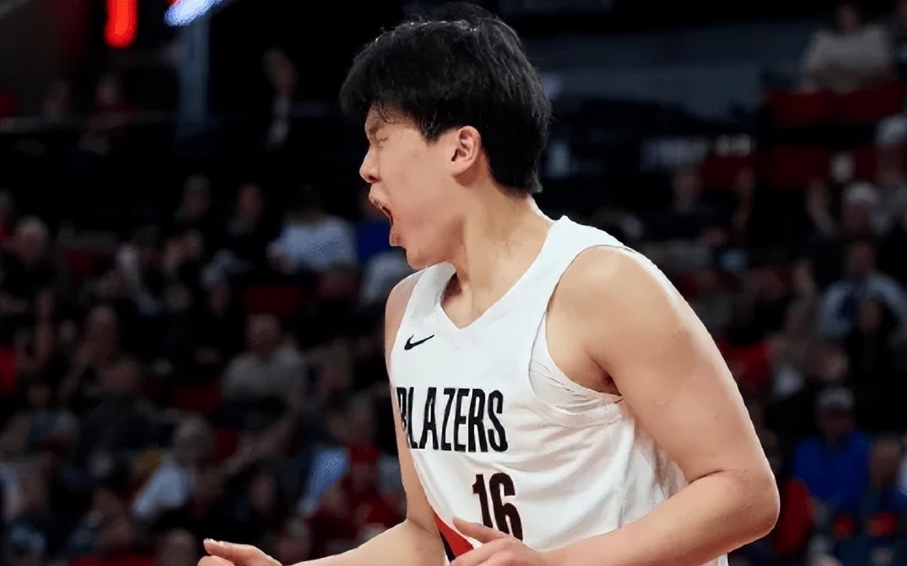 轰16+4+3！要对得起开拓者，杨瀚森赛后感谢全队，比帅也动情发声