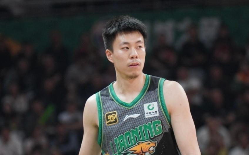 即将扮演新角色！上海男篮期望很高，张镇麟需要努力！