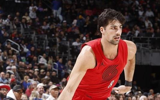 追平利拉德并列队史第一！阿夫迪亚连