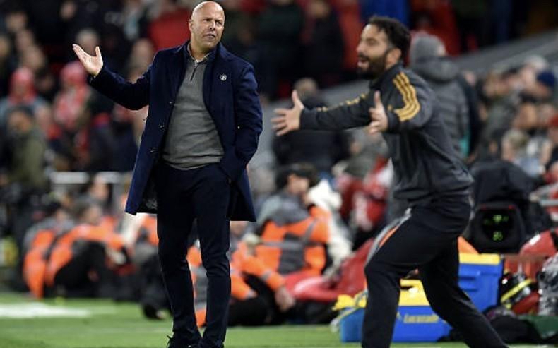 小雷:利物浦整场都透着股焦虑的气息阿莫林做对了每个决定