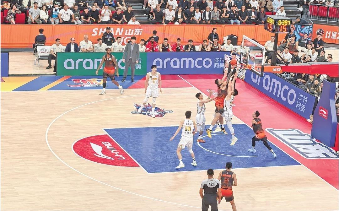 新赛季CBA联赛常规赛，山东男篮前8个主场再次落户临沂
