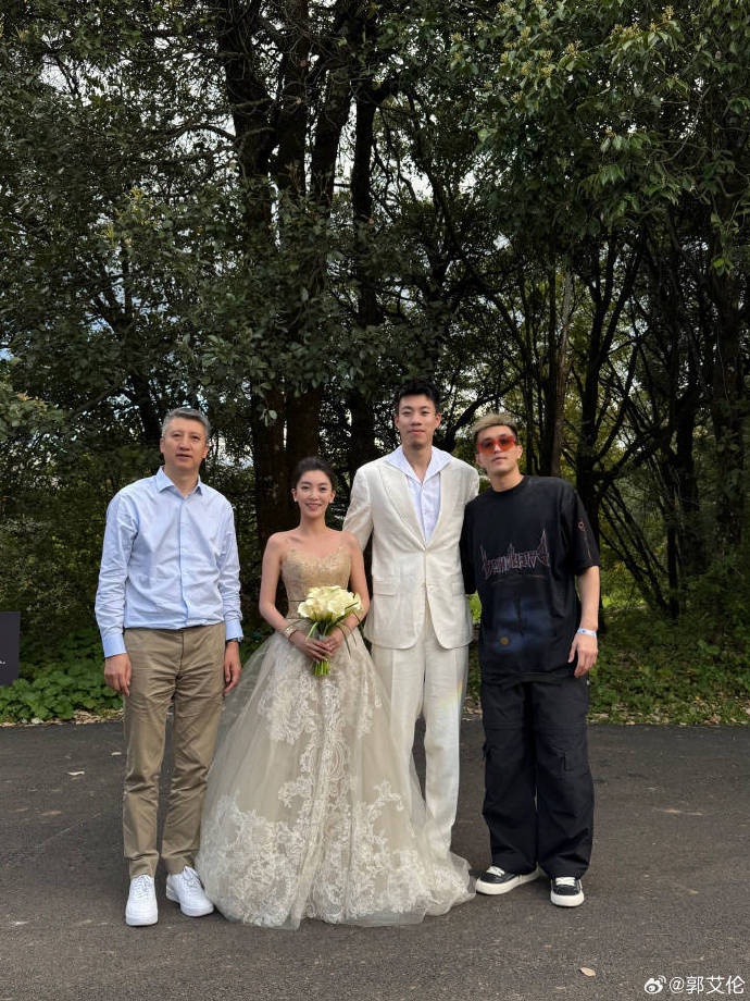 百年好合！张镇麟举办婚礼郭士强和郭艾伦到场祝贺