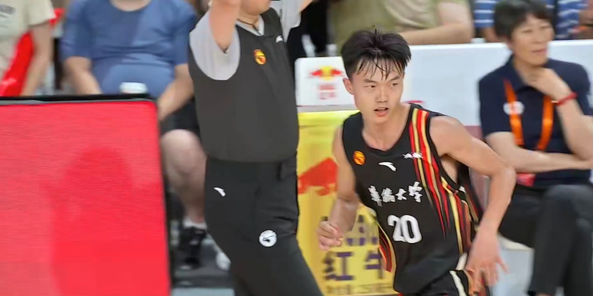 小伙子很勇张高铭：打了这么久我们都