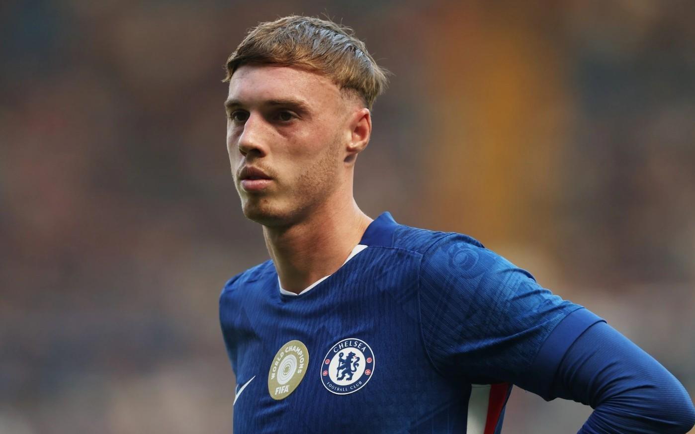 电讯报：切尔西为帕尔默定制特别球鞋