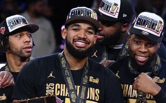 轻伤不下火线！唐斯：我只关心球队夺冠要为下一个冠军而努力