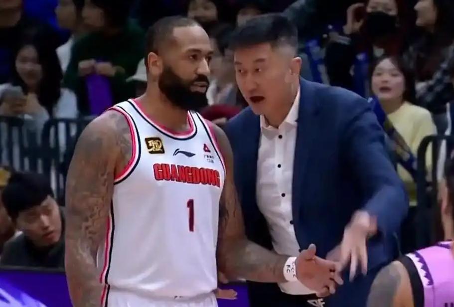 CBA官宣重罚广东男篮，广厦官宣续约