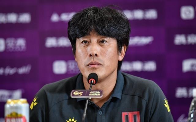 徐正源：永不言弃是成都强大的DNA韦世豪伤情要等明天才有结果