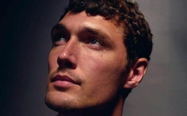 【早报】联赛八连胜收官！新的圣诞冠