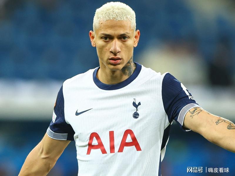 奇景！英超豪门客场第一，主场倒数第二，如今直冲欧冠区