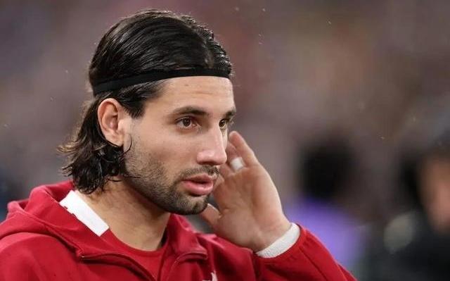 TA：索博斯洛伊是一个以身作则的领导