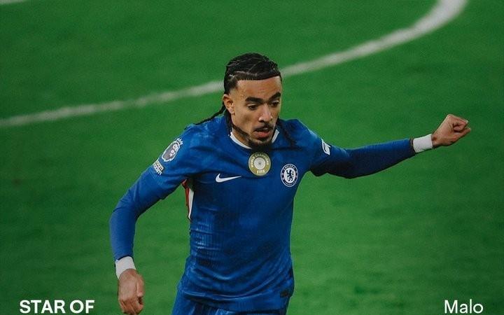 传射建功，古斯托当选与埃弗顿一战的