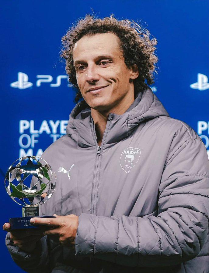 38岁大卫路易斯当选欧冠全场最佳，少