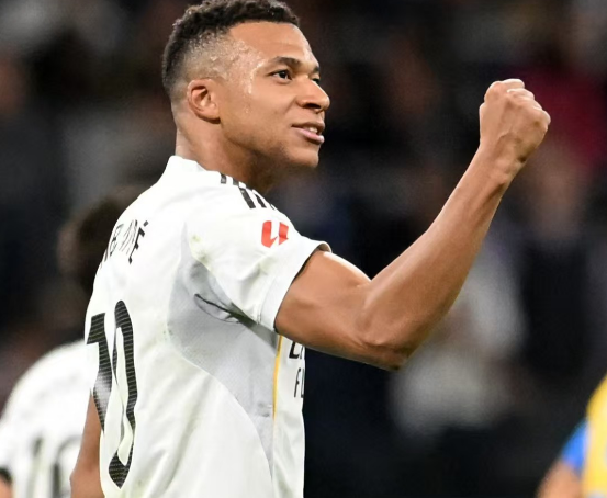 西甲第11轮结束了所有比赛，最新积分