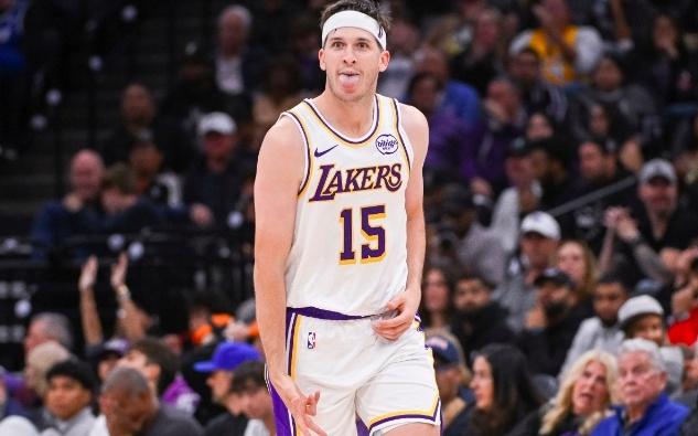 一夜1签1裁达成！湖人仅剩10人出战，首周最佳公布，最新实力榜