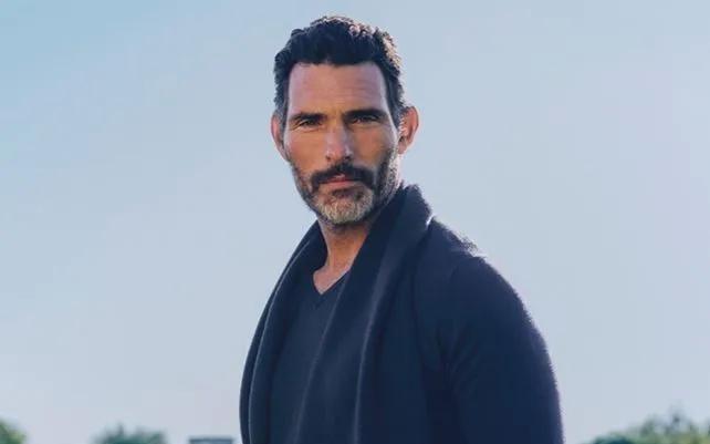 围巾140英镑，夹克275英镑，热刺球迷不满俱乐部高价周边