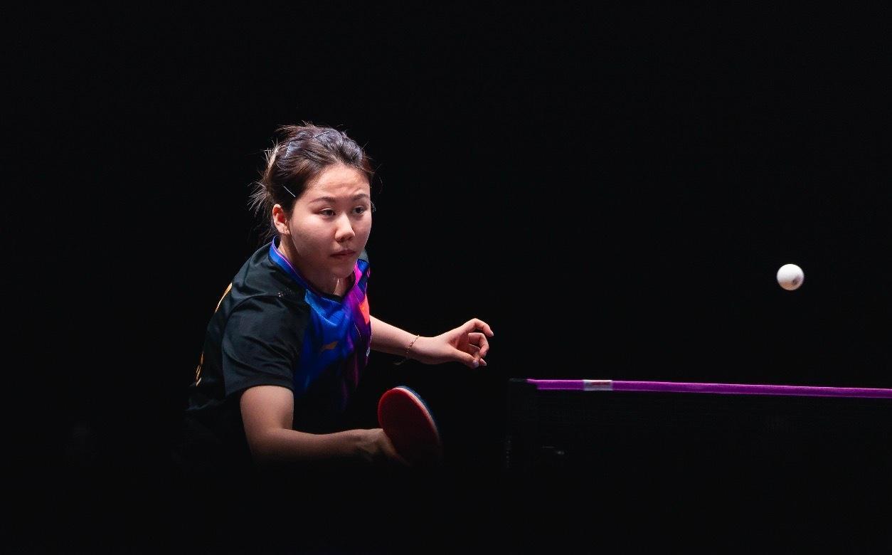 40横扫蒯曼进决赛！中国女乒28岁王牌再闪耀：对决朱雨玲冲冠